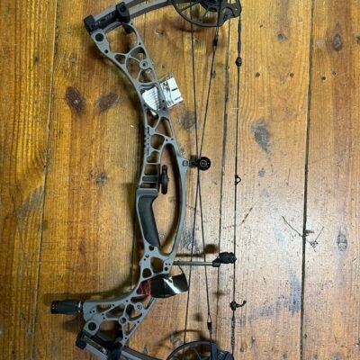 025 Hoyt Alpha AX-2 Compound Bow – Tombstone perfect