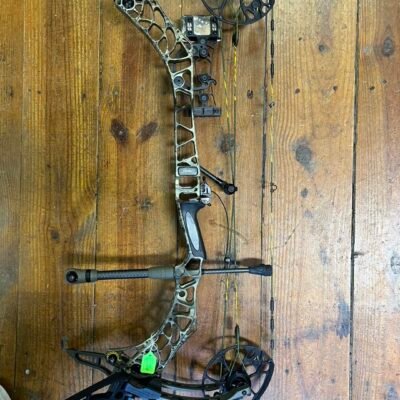 Mathews V3 31 Compound Bow – Under Armour Camo / Ambush Green Limbs Precision