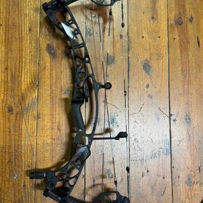 2025 Hoyt Alpha AX-2 32 Compound Bow – Blackout perfect