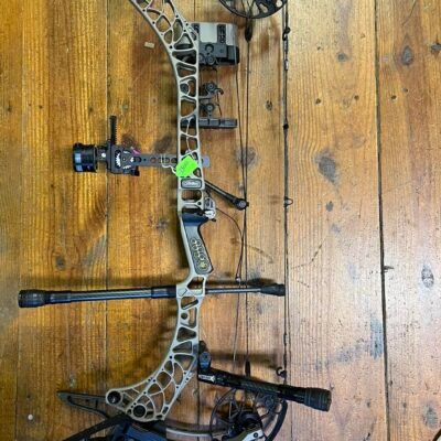 Mathews V3X 33 Compound Bow – Fully Loaded, Used