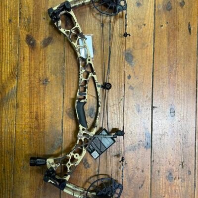 Hoyt Alpha X 30 Compound Bow – First Lite Cerca, 60-70 lbs