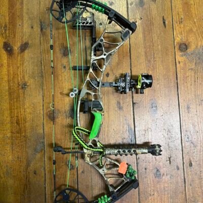 Hoyt Helix Compound Bow – Bone Collector Edition, Left-Hand, 60-70 lbs Perfect
